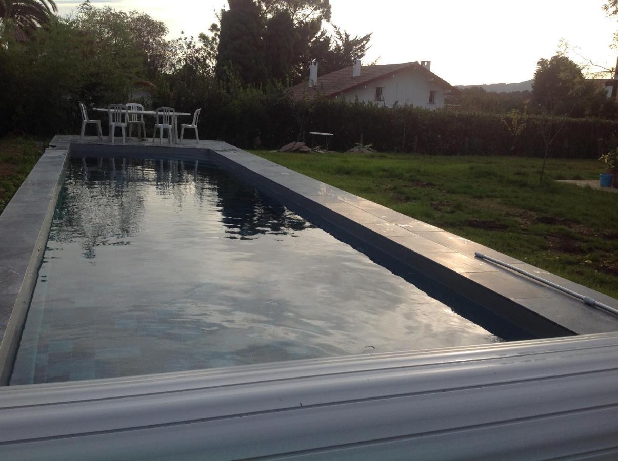 Appartement avec cuisine et grande piscine chauffée Hendaya Exterior foto
