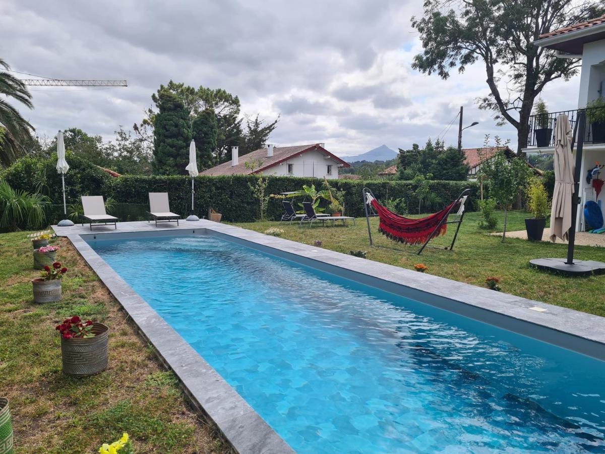 Appartement avec cuisine et grande piscine chauffée Hendaya Exterior foto